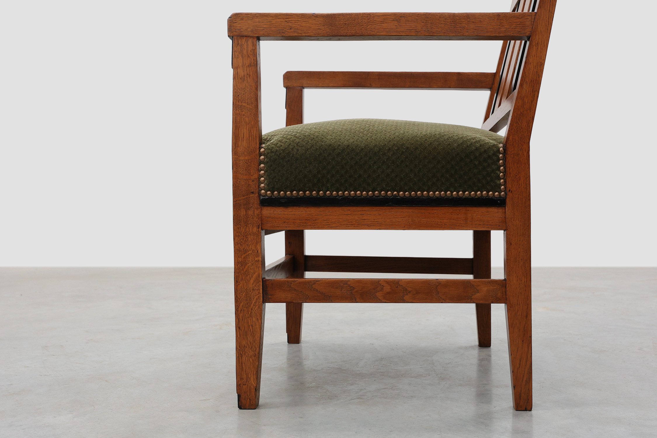 Amsterdamse School Oak Armchair with Green Velvet Seat, Netherlands, 1920sthumbnail
